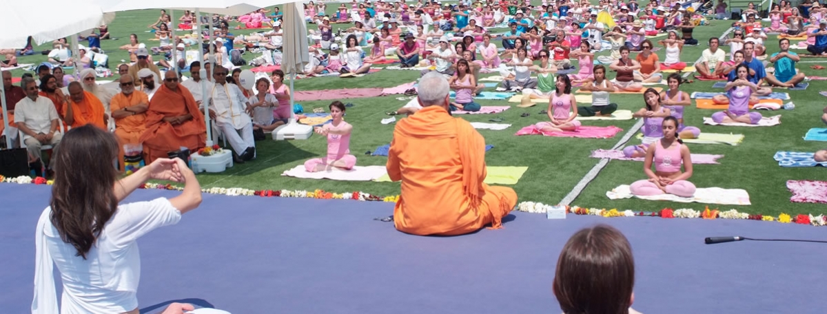 6. Journée Internationle du Yoga - 2010 - Almada - Méga Cours de Yoga - Dhyána Samádhi
